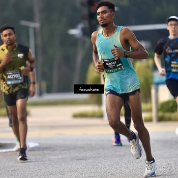 Runner Photo 6740867