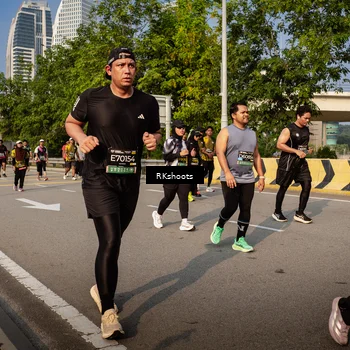 Runner Photo 6740869