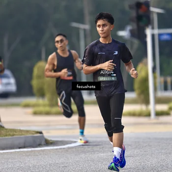 Runner Photo 6740890
