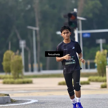 Runner Photo 6740895