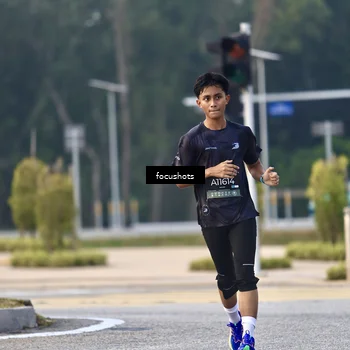Runner Photo 6740906