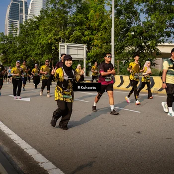 Runner Photo 6740918