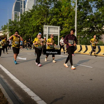 Runner Photo 6740919