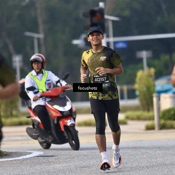 Runner Photo 6740926
