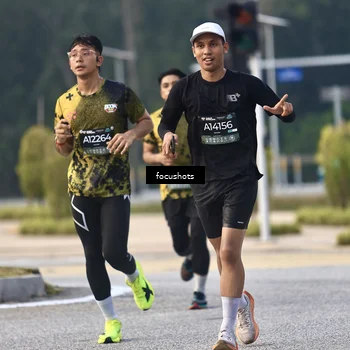 Runner Photo 6740964