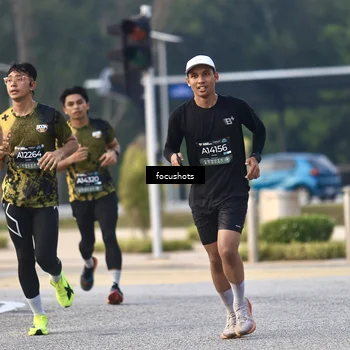 Runner Photo 6740973