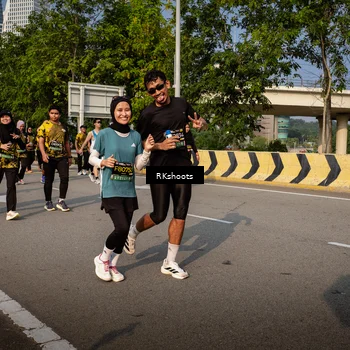 Runner Photo 6740979