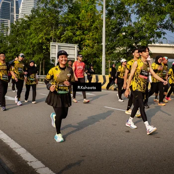 Runner Photo 6741014