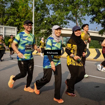 Runner Photo 6741028
