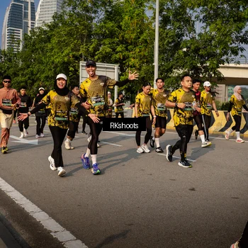 Runner Photo 6741039