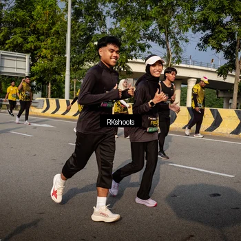 Runner Photo 6741091