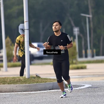 Runner Photo 6741104