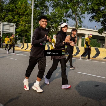 Runner Photo 6741123