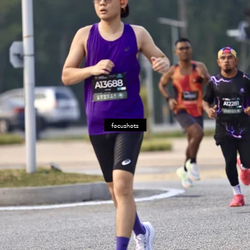 Runner Photo 6741203