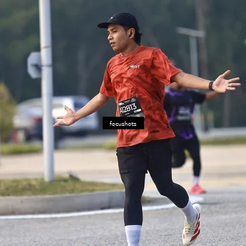 Runner Photo 6741211