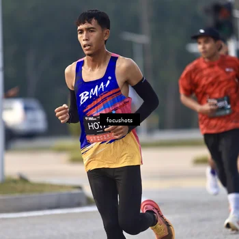 Runner Photo 6741225