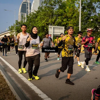 Runner Photo 6741231
