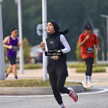 Runner Photo 6741249