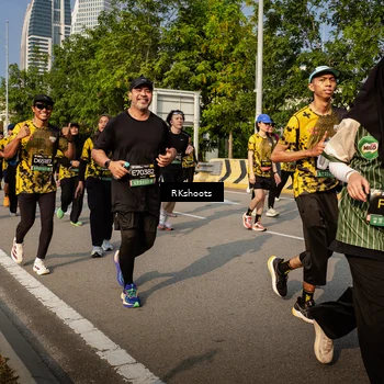 Runner Photo 6741258