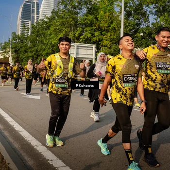 Runner Photo 6741711