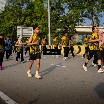 Runner Photo 6741823