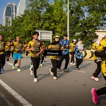 Runner Photo 6741845