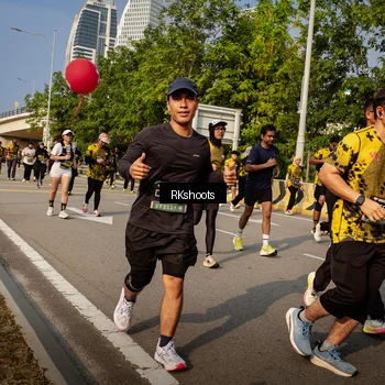 Runner Photo 6742052