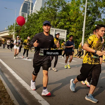 Runner Photo 6742063