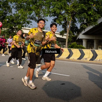 Runner Photo 6742071