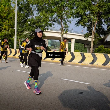 Runner Photo 6742098