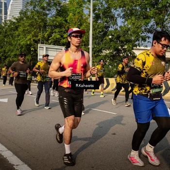 Runner Photo 6742121