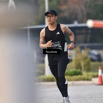 Runner Photo 6742124