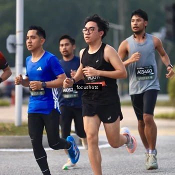 Runner Photo 6742137