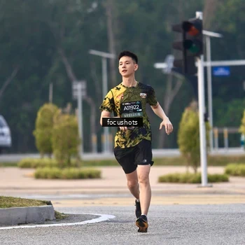 Runner Photo 6742141