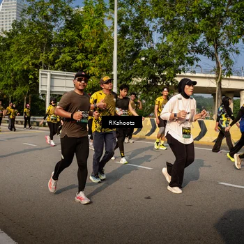 Runner Photo 6742146