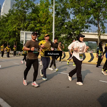 Runner Photo 6742147