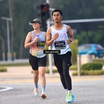 Runner Photo 6742315