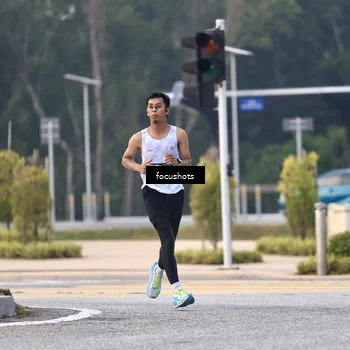 Runner Photo 6742316