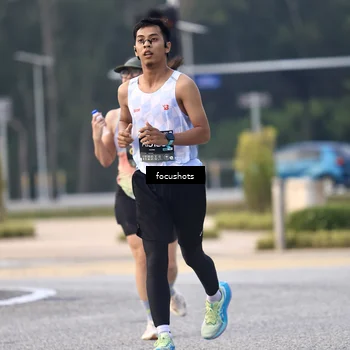 Runner Photo 6742328