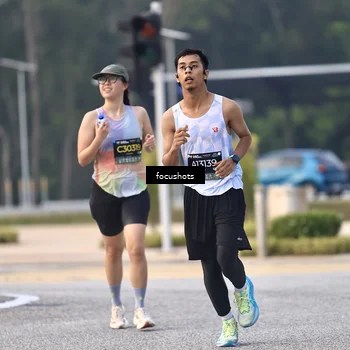 Runner Photo 6742337