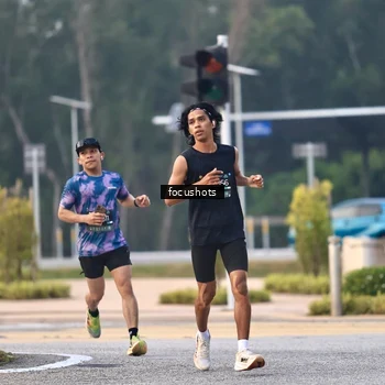 Runner Photo 6742392