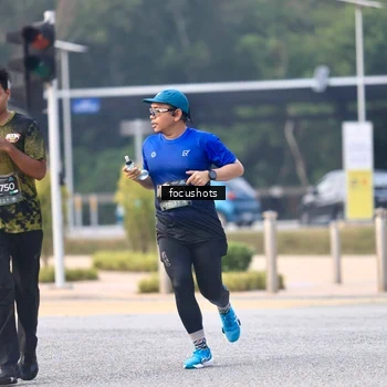 Runner Photo 6742398