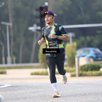 Runner Photo 6742443