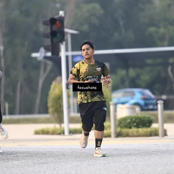 Runner Photo 6742470