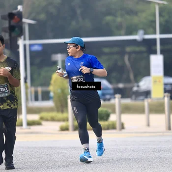 Runner Photo 6742478
