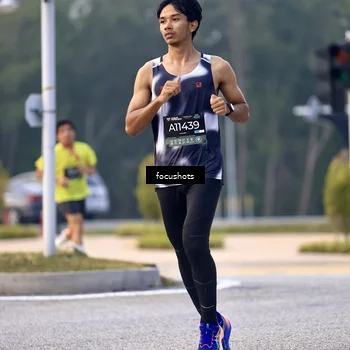 Runner Photo 6742498