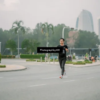 Runner Photo 6742510