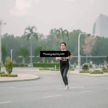 Runner Photo 6742519