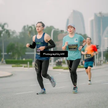 Runner Photo 6742529