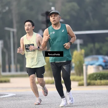 Runner Photo 6742536